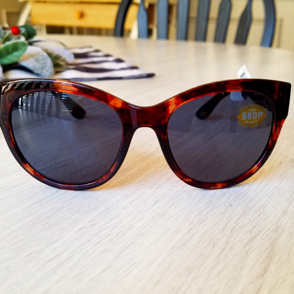 NIB Costa Women's Maya Shiny Coral Tortoise Gray 580P Polarized sunglasses